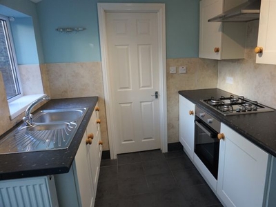 End terrace house to rent in Pleasant View, Tylorstown CF43