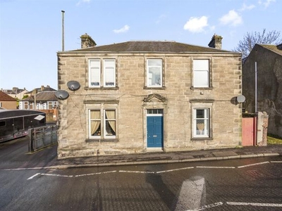 Flat for sale in 98 Pittencrieff Street, Dunfermline KY12