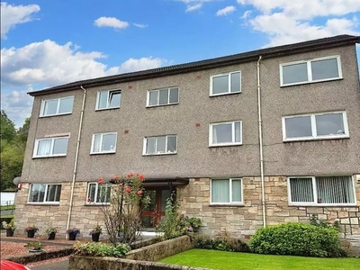 Flat for sale in Parkgrove Avenue, Giffnock, East Renfrewshire G46
