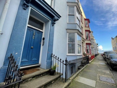 Flat to rent in 30 Victoria Street, Tenby SA70