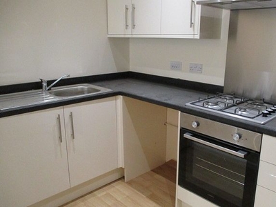 Flat to rent in Blenheim Drive, Chilwell NG9