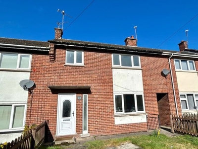 Terraced house to rent in Dinas Close, Blacon, Chester CH1
