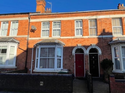 Terraced house to rent in St. Dunstans Crescent, Battenhall, Worcester WR5
