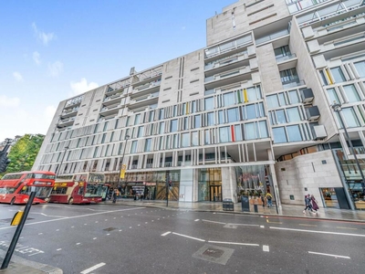 1 bedroom flat for rent in Buckingham Palace Road, Belgravia, London, SW1W