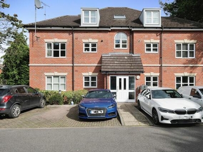 2 Bedroom Apartment Camberley Hampshire