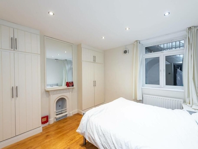 2 bedroom flat for rent in Aylesford Street, Pimlico, London, SW1V