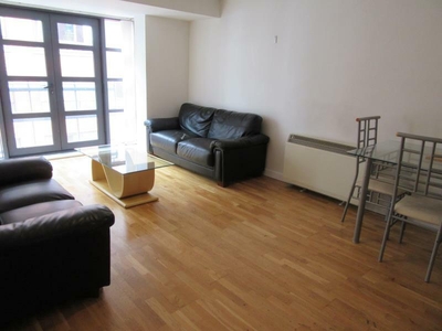 2 bedroom flat for rent in Junction House, 16 Jutland Street, Manchester, M1 2DS, M1