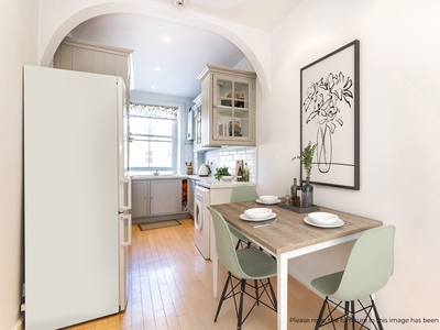 2 bedroom property for sale in Cornwall Gardens, LONDON, SW7