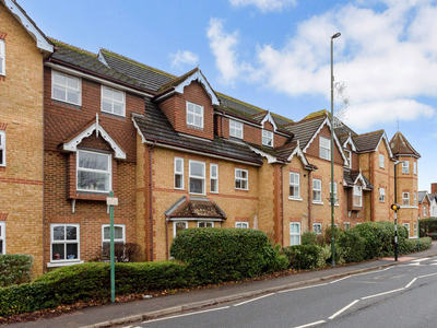 2 bedroom property for sale in Sovereign Court, Ascot, SL5