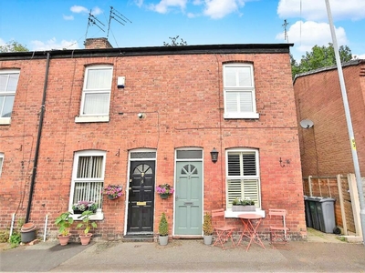 2 bedroom terraced house for rent in Orchard Grove, Manchester, M20