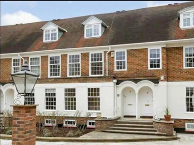 3 bedroom house for rent in Cambisgate, Wimbledon, SW19