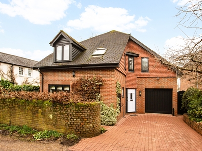 3 bedroom property for sale in Orchard House Lane, Holywell Hill, St. Albans, AL1