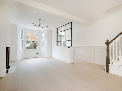4 bedroom property for sale in Ravenshaw Street, London, NW6