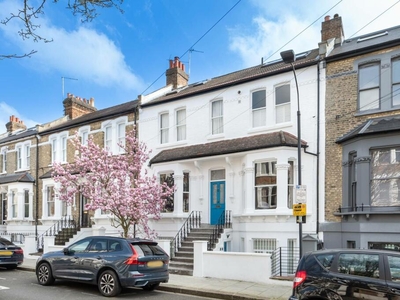 5 bedroom flat for rent in Hetley Road, Shepherd's Bush, London, W12