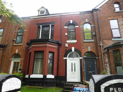 5 bedroom terraced house for rent in Moss Lane East, Manchester, M14