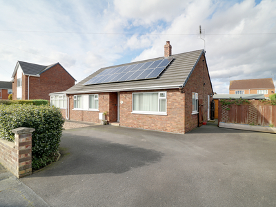 Bungalow for sale in Greenway, Barton-Upon-Humber DN18