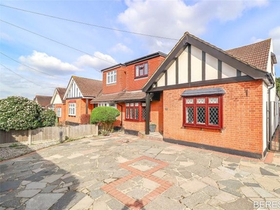 Bungalow for sale in New Place Gardens, Upminster RM14