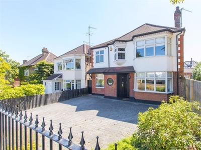 Detached house for sale in Russell Road, Buckhurst Hill IG9