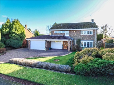 Detached house for sale in The Uplands, Harpenden, Hertfordshire AL5