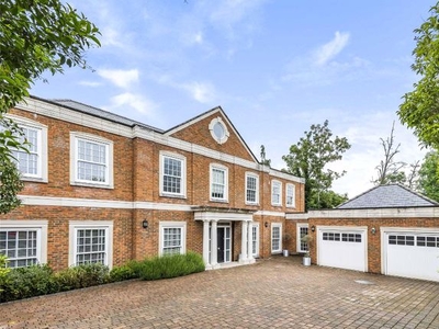 Detached house to rent in Beech Hill, Hadley Wood, Hertfordshire EN4