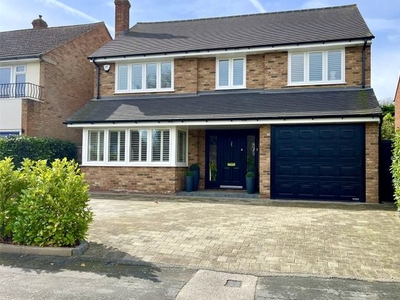 Detached house to rent in Brookside Crescent, Cuffley, Hertfordshire EN6