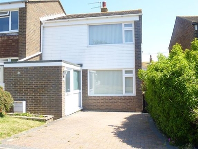 Detached house to rent in Faversham Road, Eastbourne BN23