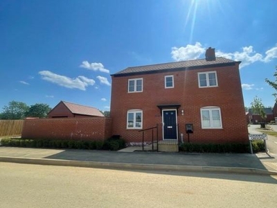 Detached house to rent in Gardenfield Crescent, Collingtree, Northampton NN4
