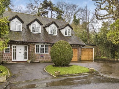 Detached house to rent in Musgrave Close, Hadley Wood, Hertfordshire EN4
