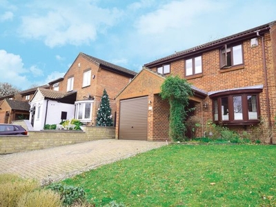 Detached house to rent in Swallow Rise, Chatham ME5