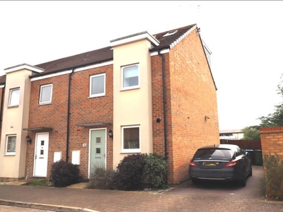 End terrace house to rent in Eaton Hall Crescent, Broughton, Milton Keynes MK10