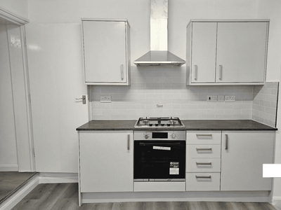End terrace house to rent in Hampden Road, Grays RM17