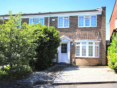 End terrace house to rent in Lynwood, Guildford, Surrey GU2