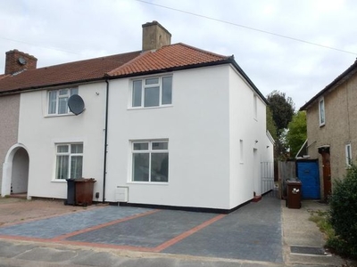End terrace house to rent in Rowlands Road, Dagenham RM8