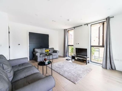 Flat to rent in 210 Kilburn Park Road, London NW6