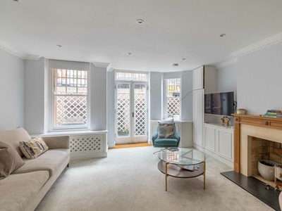 Flat to rent in Culford Gardens, Chelsea SW3