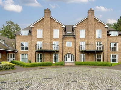 Flat to rent in Drey House, Wokingham RG41