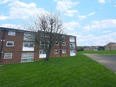 Flat to rent in Falkland Court, Braintree CM7