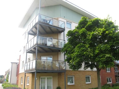 Flat to rent in Gladwin Way, Fifth Avenue, Harlow, Essex CM20