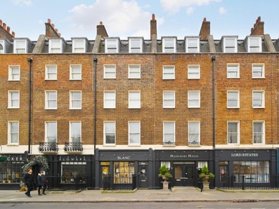 Flat to rent in Haselbury House, George Street, Marylebone W1U