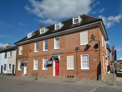 Flat to rent in Penthouse, The Red House, High Street, Buntingford SG9