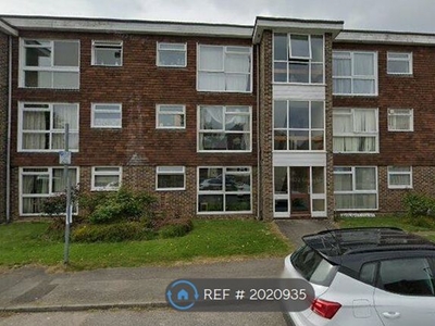 Flat to rent in Winton Road, Petersfield GU32