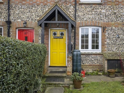 Property to rent in The Street, Puttenham, Guildford GU3