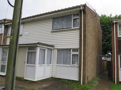 Property to rent in Wollaston Close, Gillingham ME8