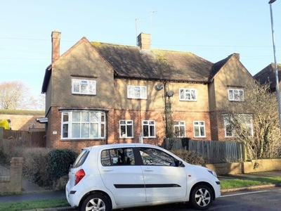 Semi-detached House For Sale In Daventry, Northamptonshire