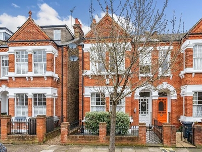 Semi-detached house to rent in Cardigan Road, London SW13