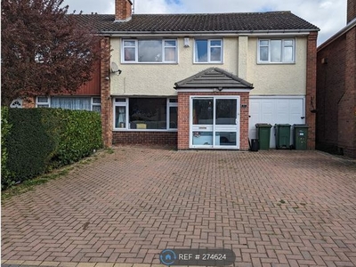 Semi-detached house to rent in Leicester, Leicester LE3