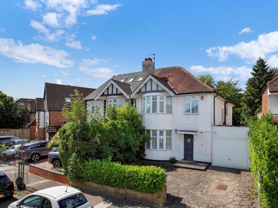 Semi-detached house to rent in West Hill Way, London N20