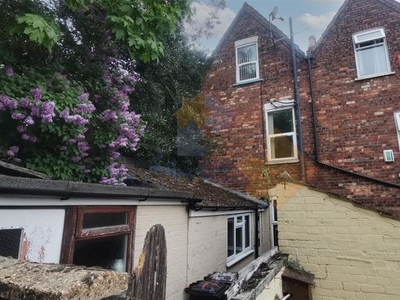 Semi-detached house to rent in Woodland View, Lincoln LN2