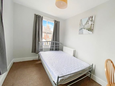 Shared accommodation to rent in A Bullingdon Road, Oxford OX4