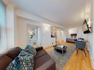 Studio apartment for rent in Hill Street, Mayfair , W1J